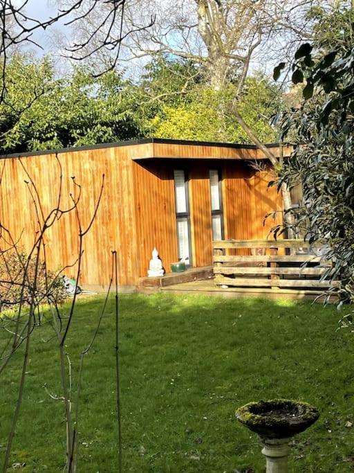 The Cabin, Arkley, Barnet Apartamento Exterior foto