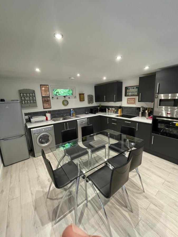 The Cabin, Arkley, Barnet Apartamento Exterior foto